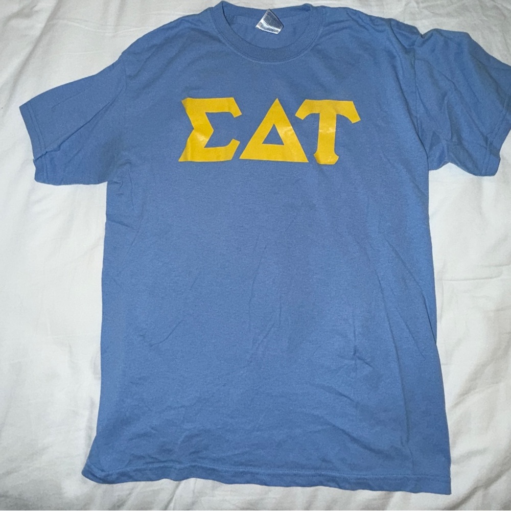 Vintage Sigma Delta Tau Light Blue & Yellow Greek Tee – Seniors 2012